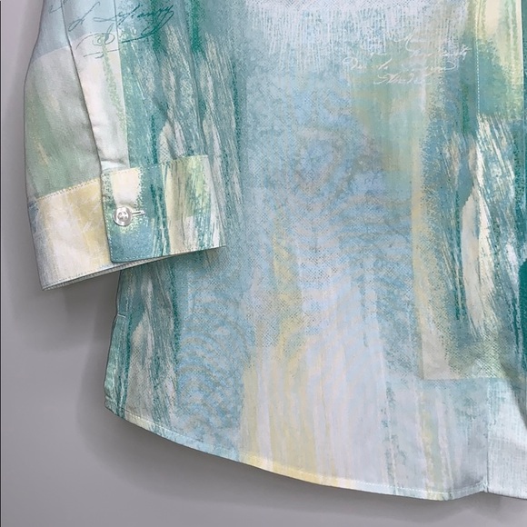 CHICOS Watercolor Print No Iron Pocket Button Top - Picture 4 of 9